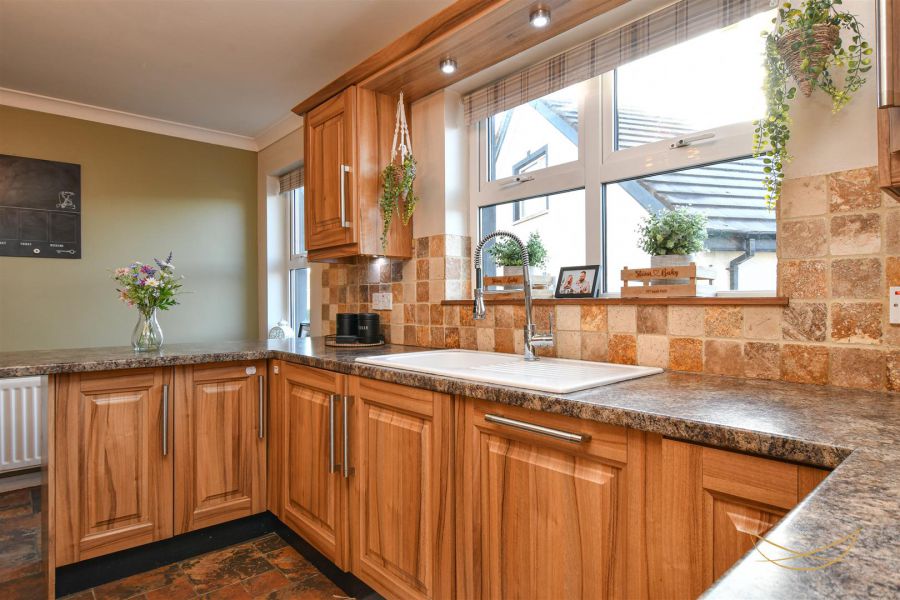 97 Huntingdale Grange