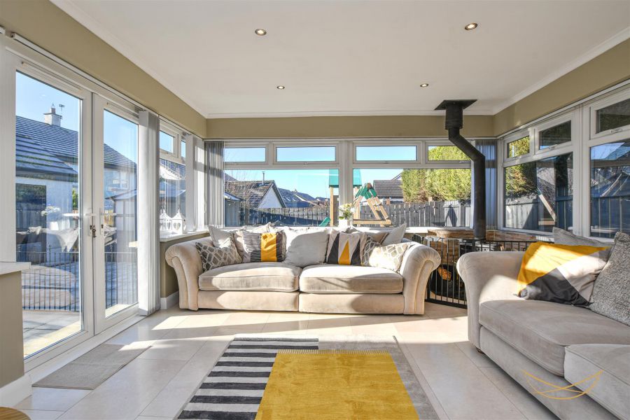 97 Huntingdale Grange