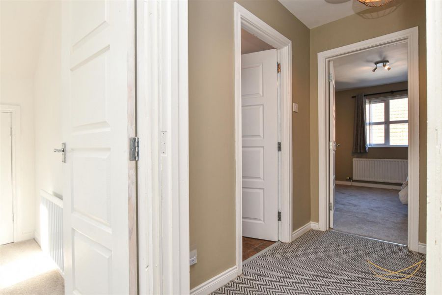 97 Huntingdale Grange