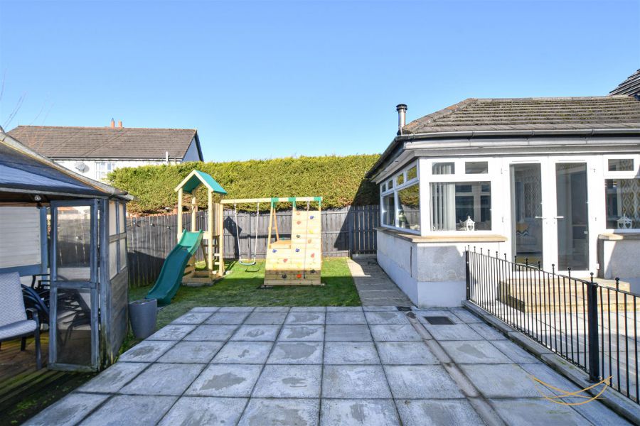 97 Huntingdale Grange