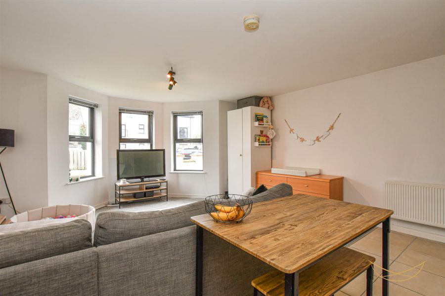 12 Sawyer Hill, Rashee Road