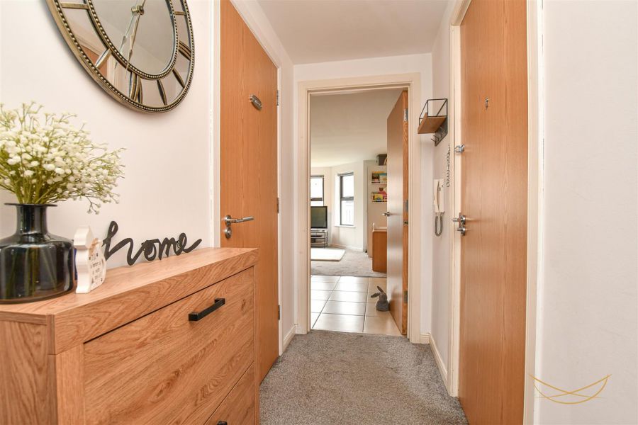 12 Sawyer Hill, Rashee Road