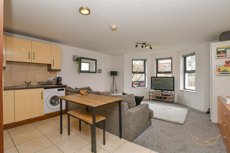 12 Sawyer Hill, Rashee Road