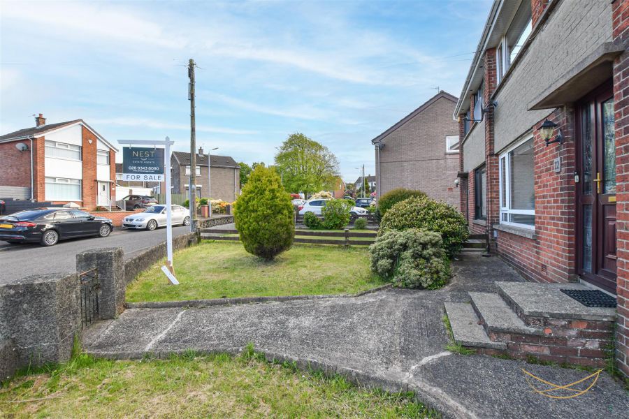 12 Fairview Crescent