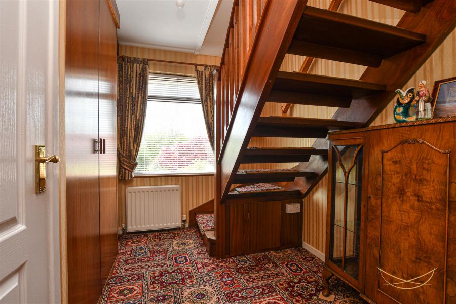 1 Hawthorne Road