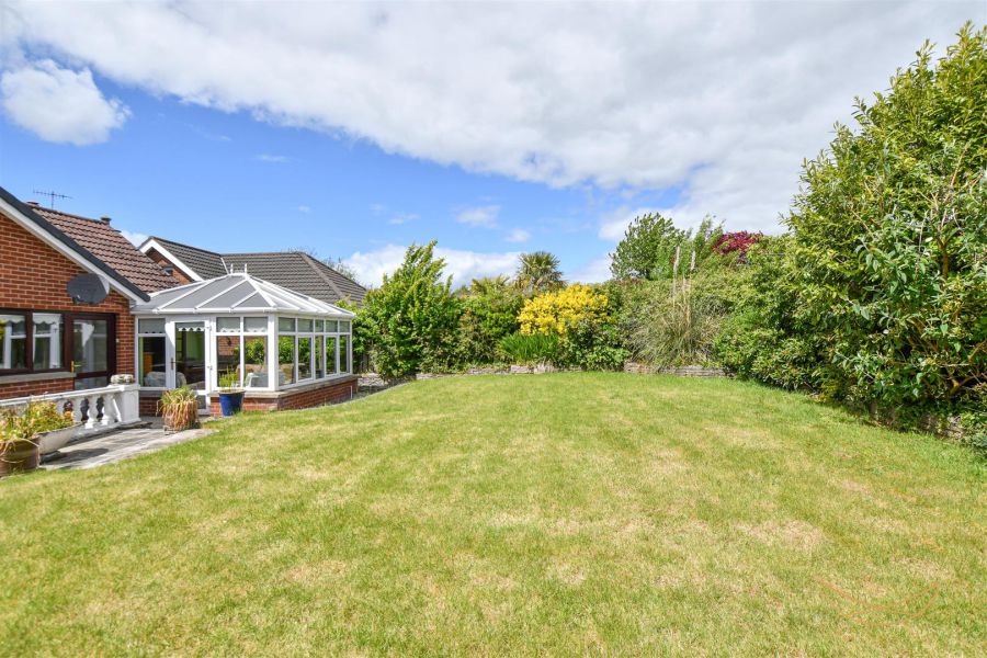 1 Hawthorne Road