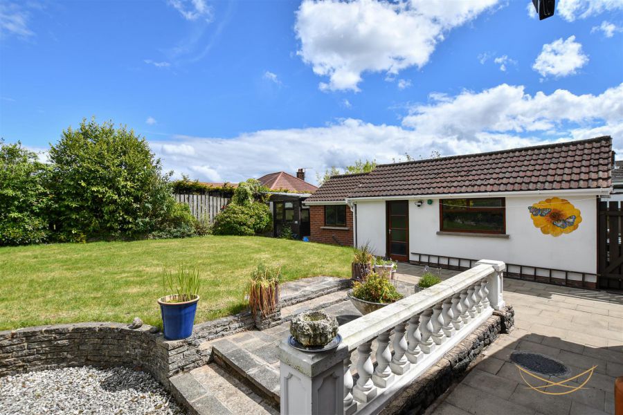 1 Hawthorne Road