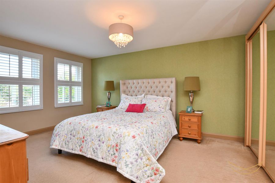 68 Kingsmoss Road