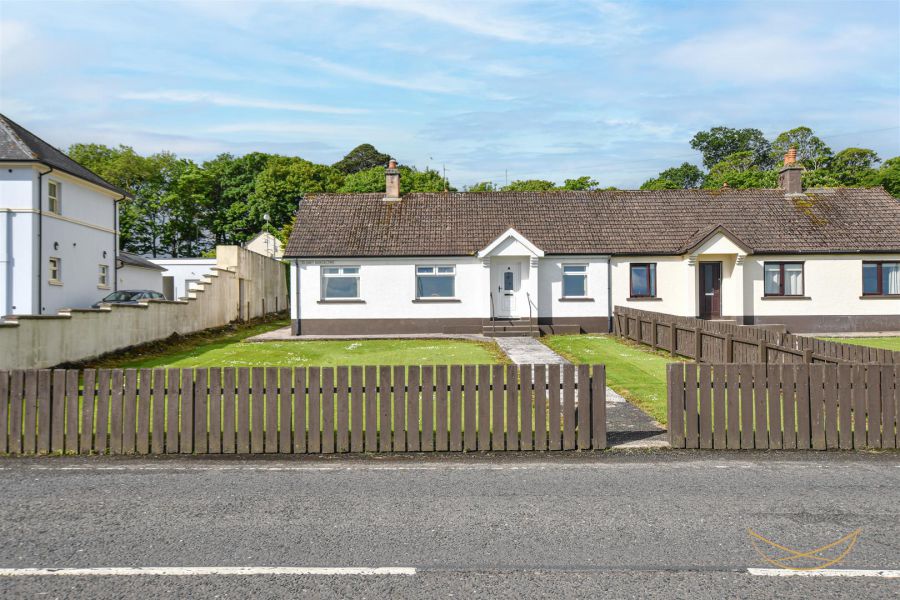 1 Cloney Bungalows