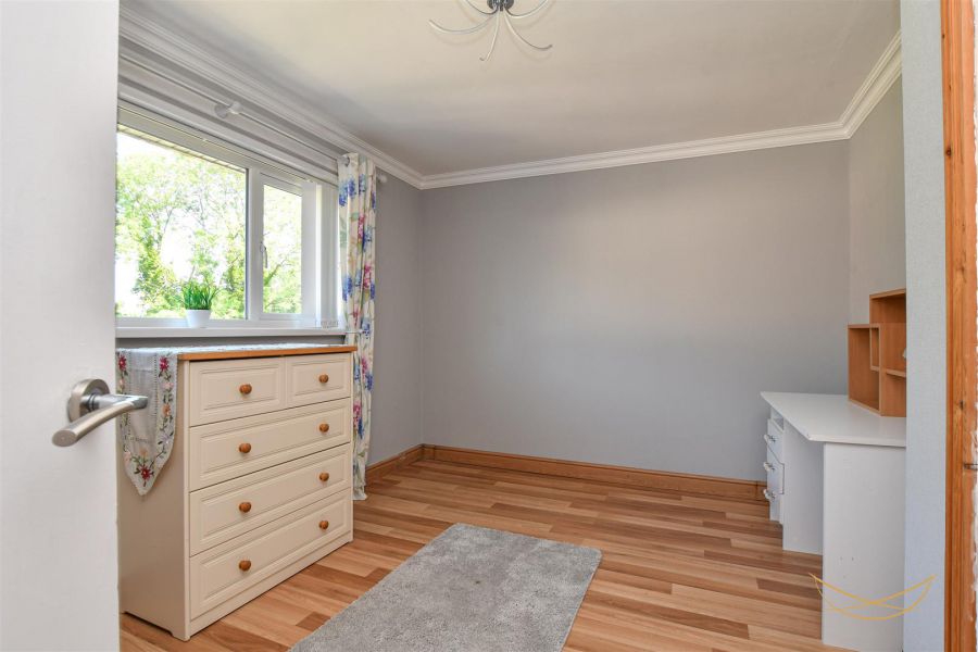11 Mountview Pass
