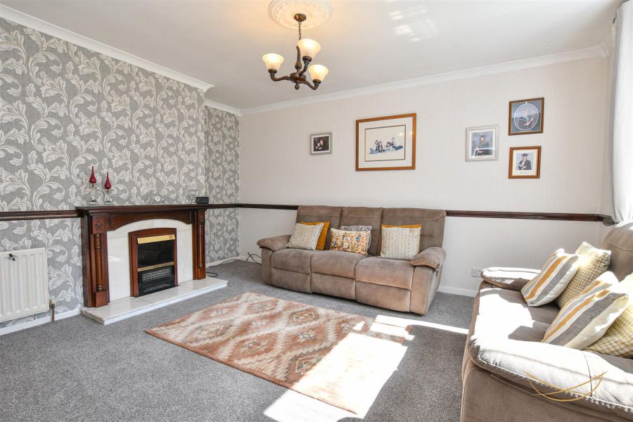 11 Mountview Pass