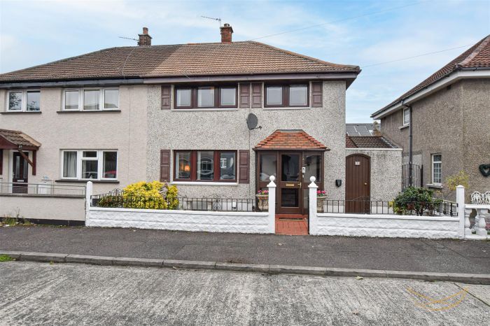 35 Connsbrook Park,belfast, BT4 1NF