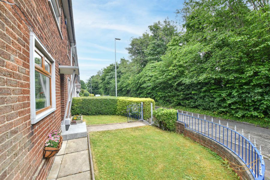 42 Parkmount Terrace