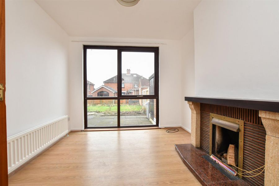 30 Lyndhurst Parade
