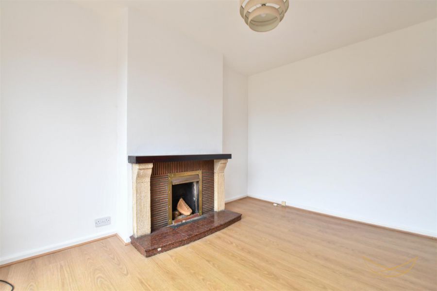 30 Lyndhurst Parade