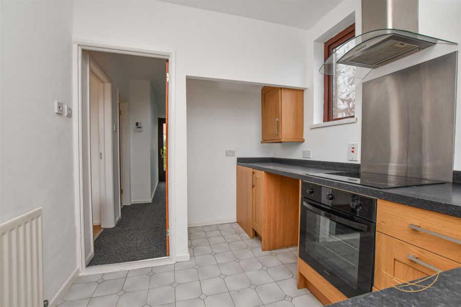30 Lyndhurst Parade