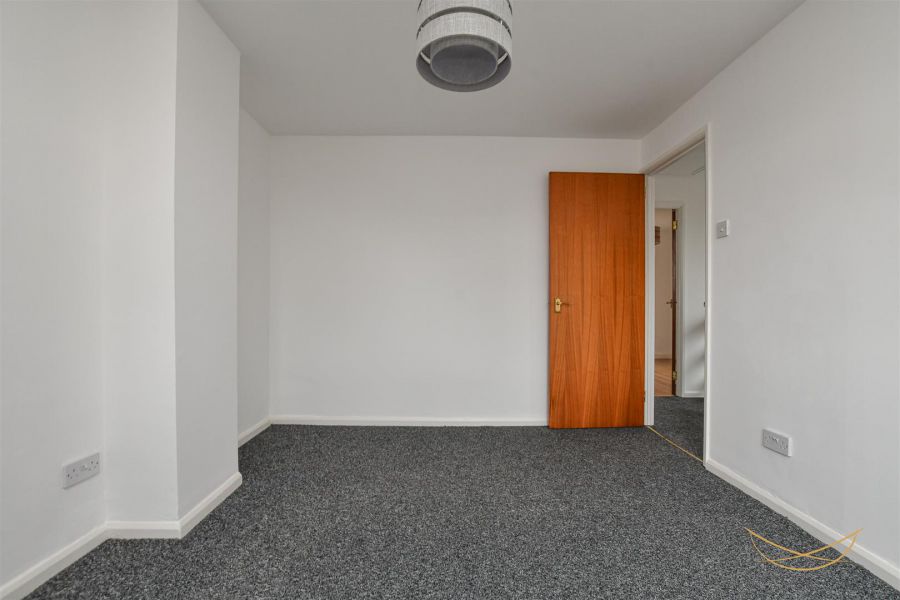 30 Lyndhurst Parade