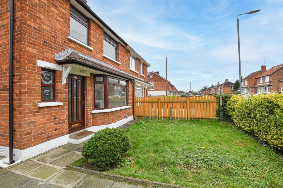 30 Lyndhurst Parade