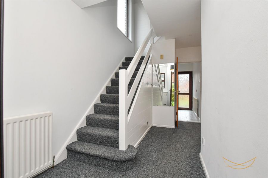 30 Lyndhurst Parade