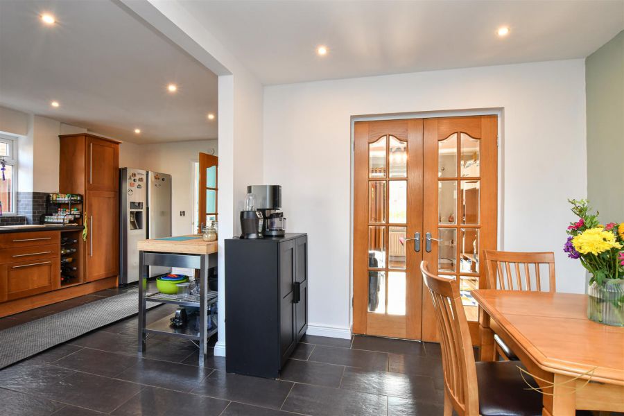 125 Seaview Drive