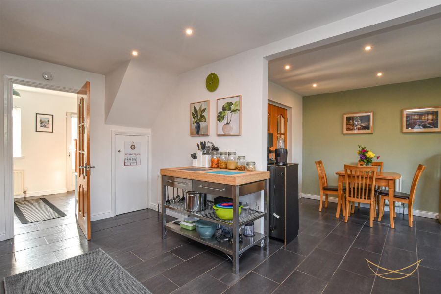 125 Seaview Drive