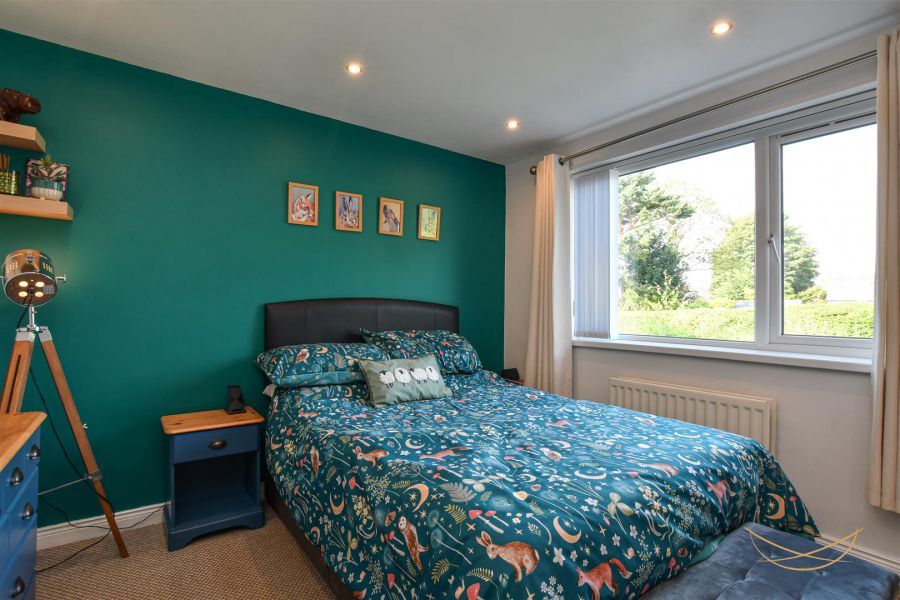 125 Seaview Drive