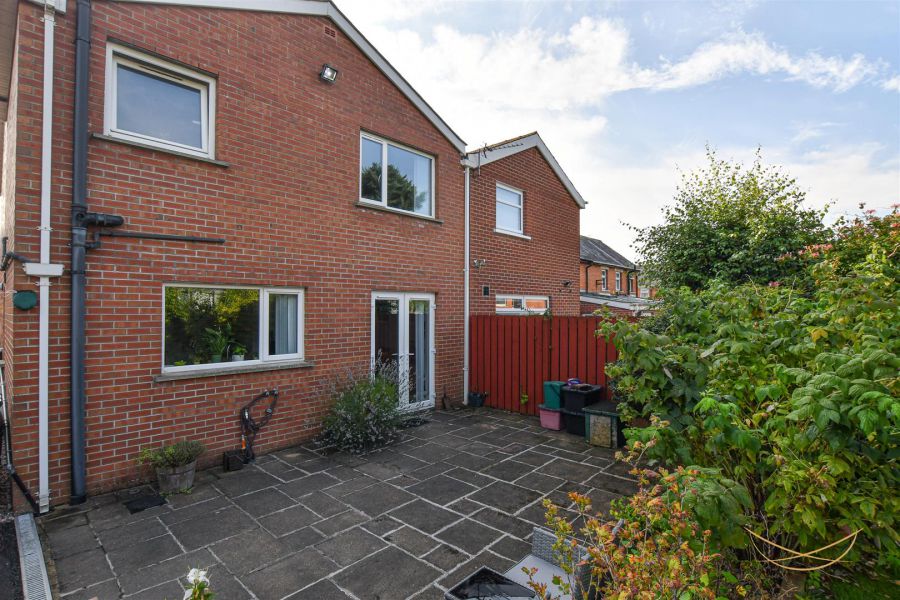 125 Seaview Drive
