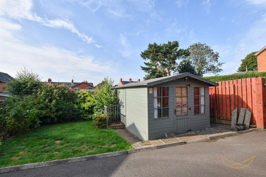 125 Seaview Drive