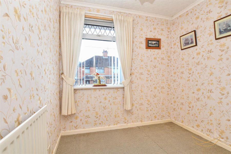 4 Lyndhurst Drive
