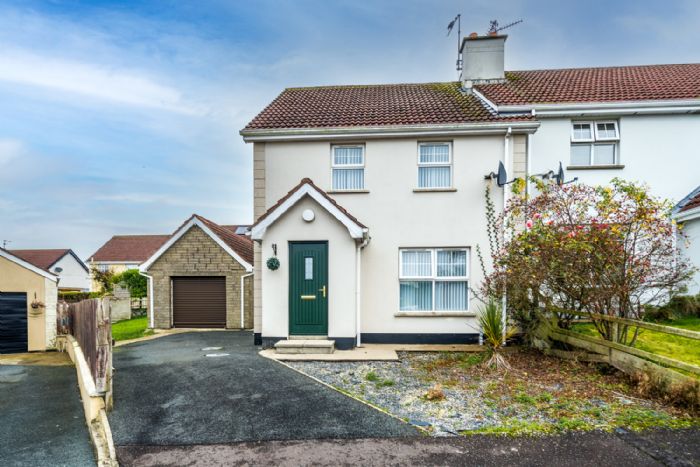 31 Altiskane, strabane, BT82 8RW