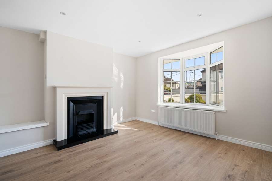 8 Pearse Gardens