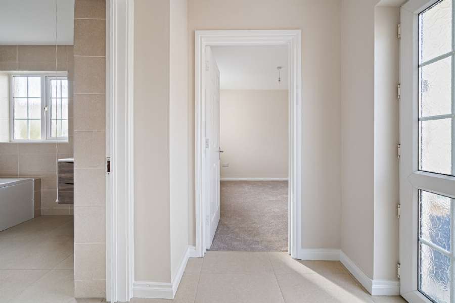 8 Pearse Gardens
