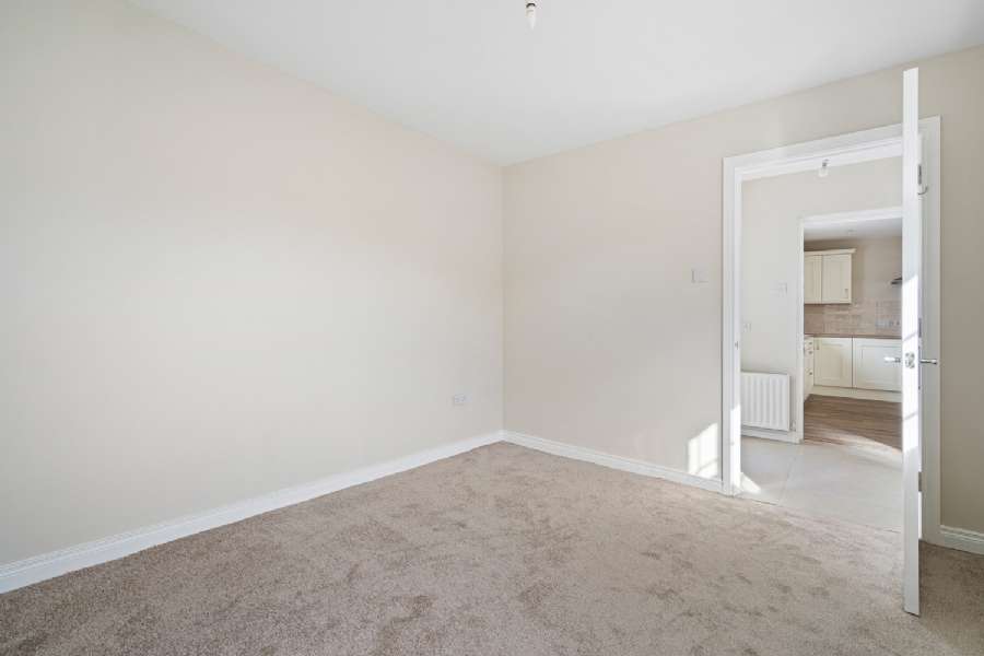 8 Pearse Gardens