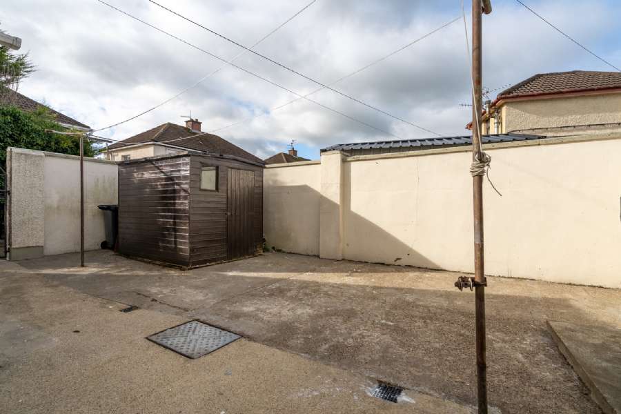 8 Pearse Gardens