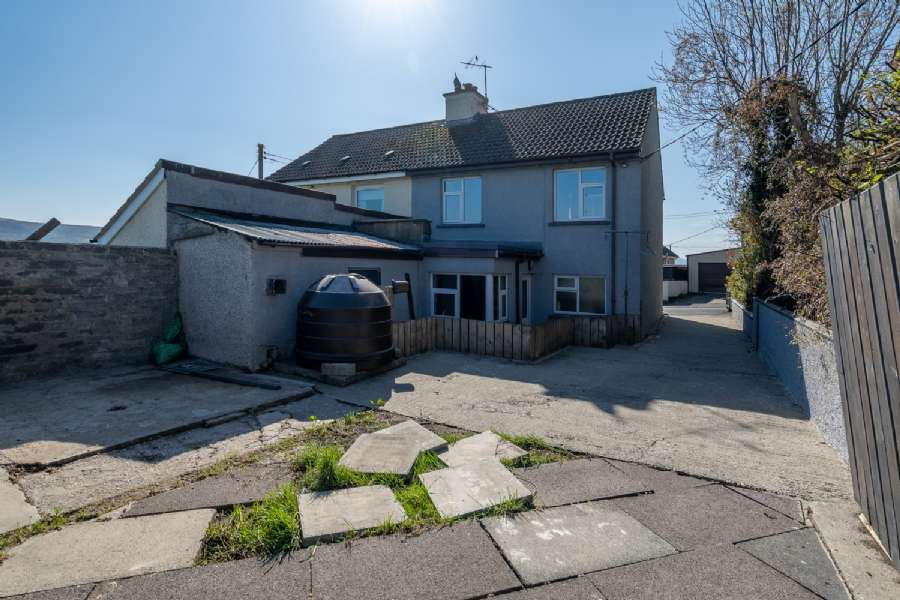 19 Bluebell Avenue