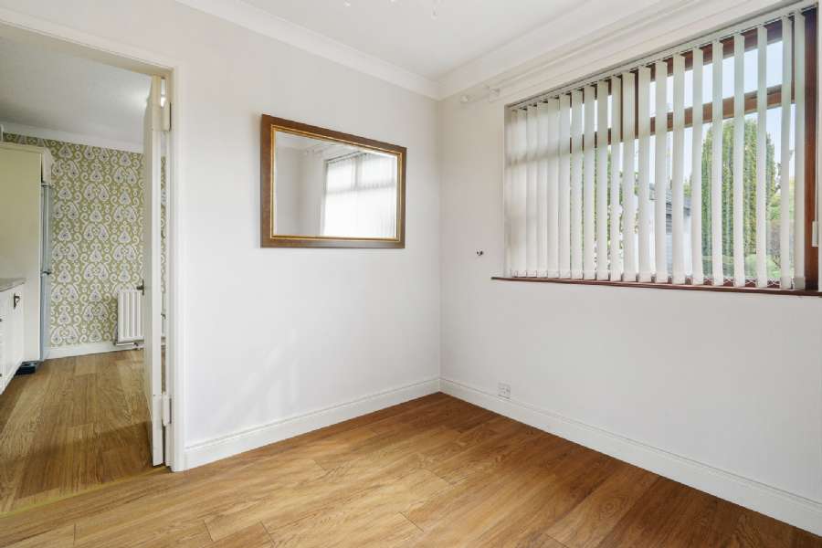 22 Glen Road