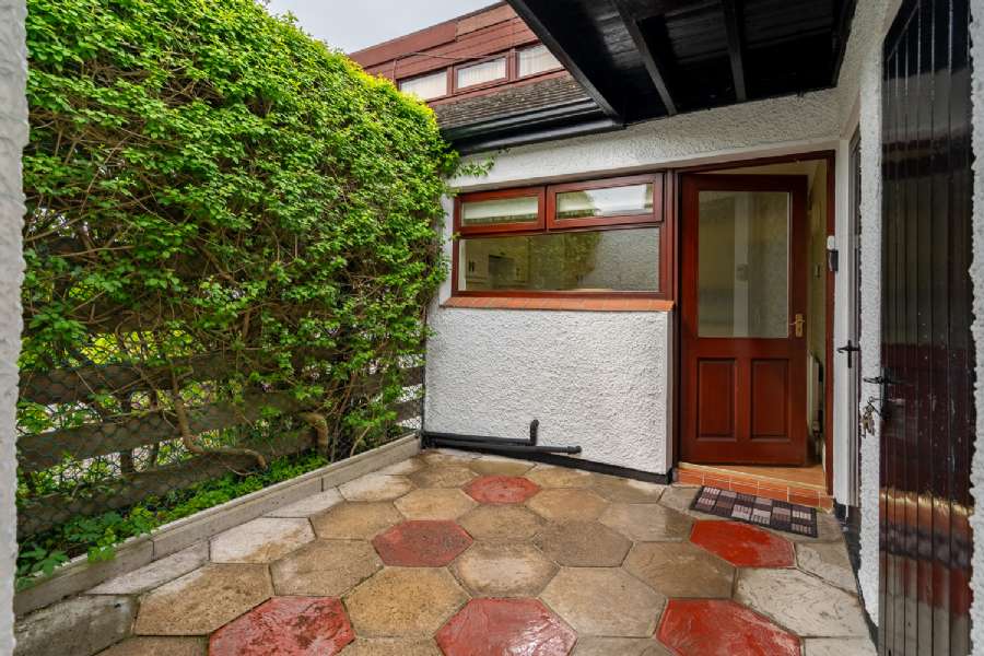 22 Glen Road