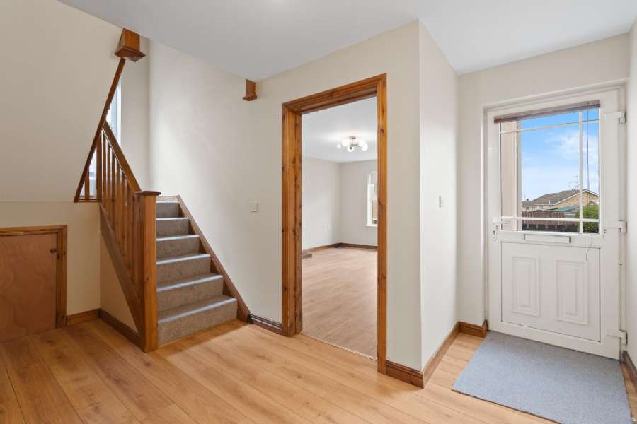 10 Danton Manor