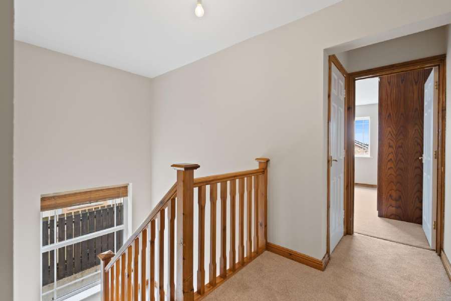 10 Danton Manor