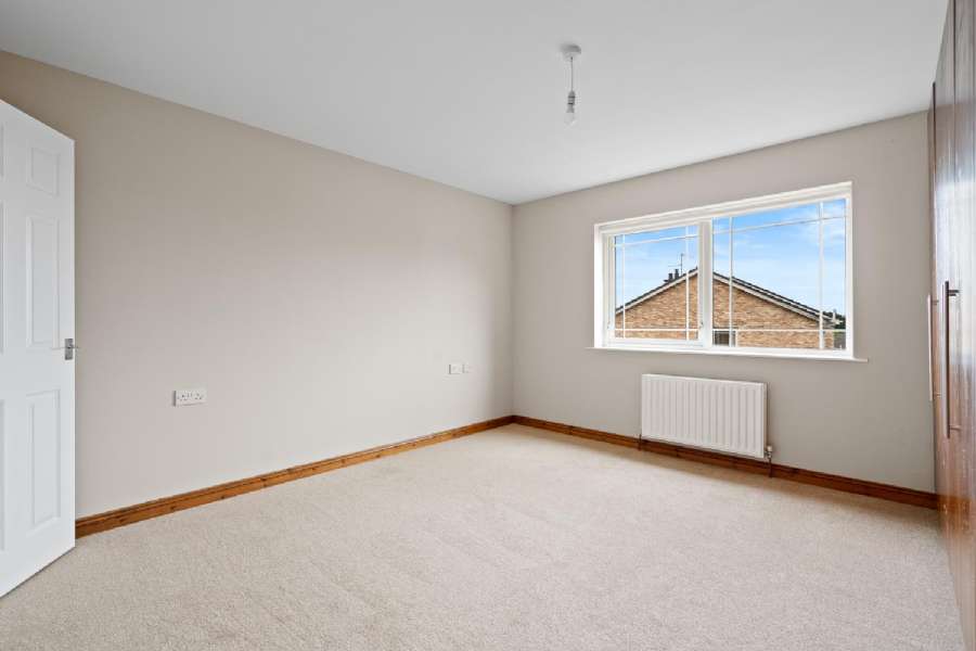 10 Danton Manor