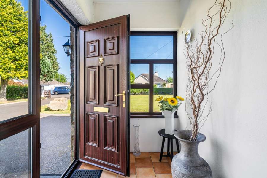 11 Ashgrove Park