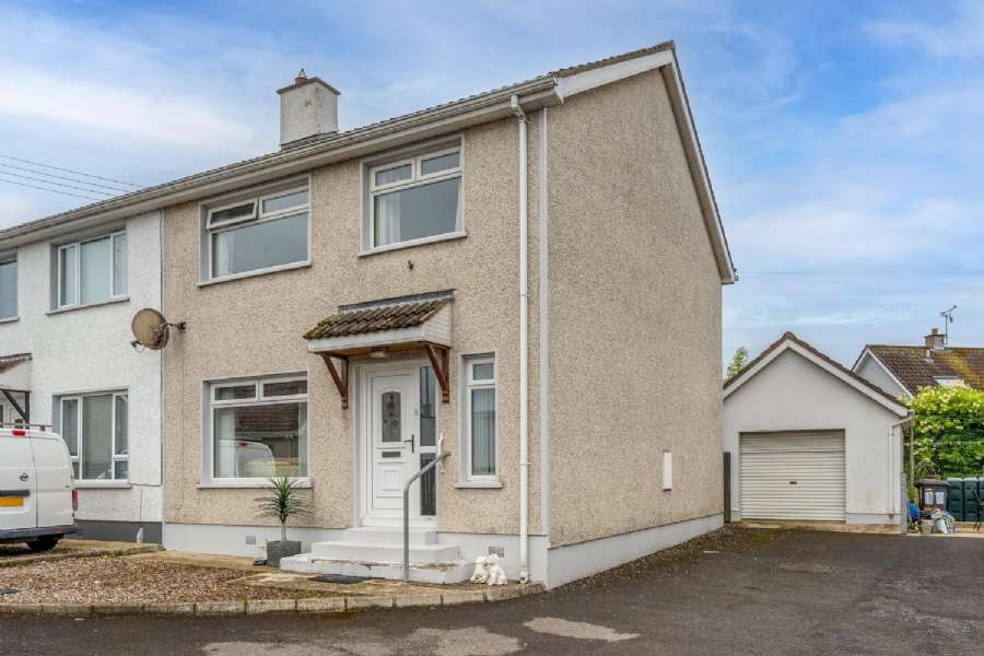 3 Castle Avenue