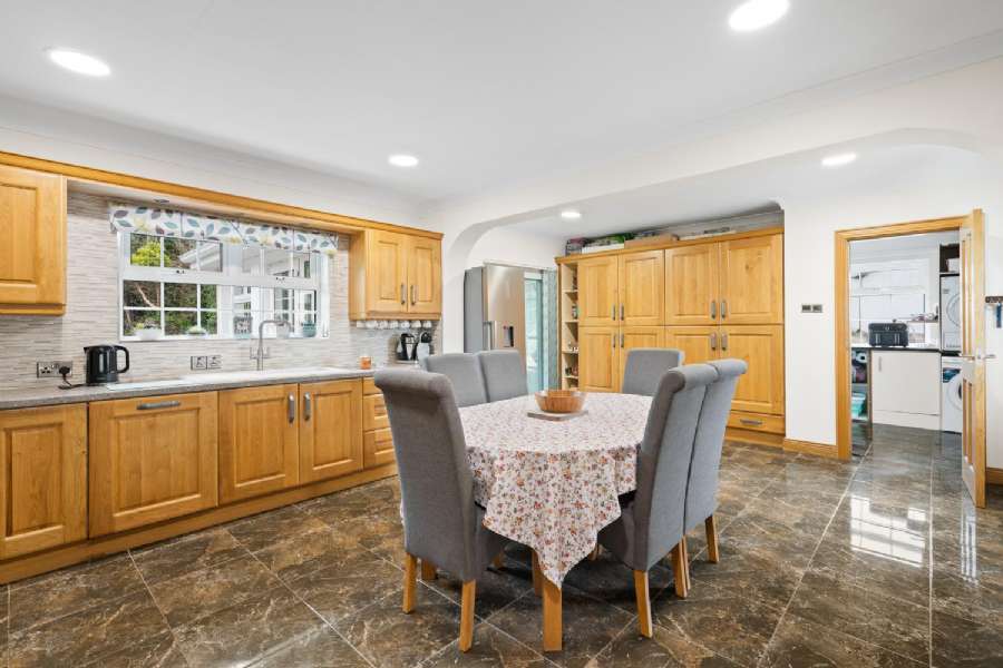 85 Fyfin Road