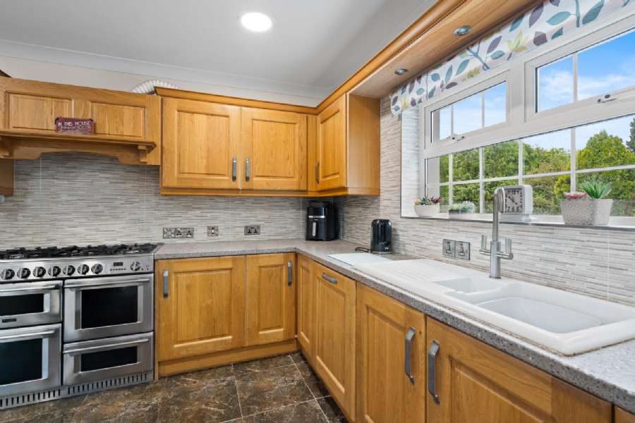 85 Fyfin Road
