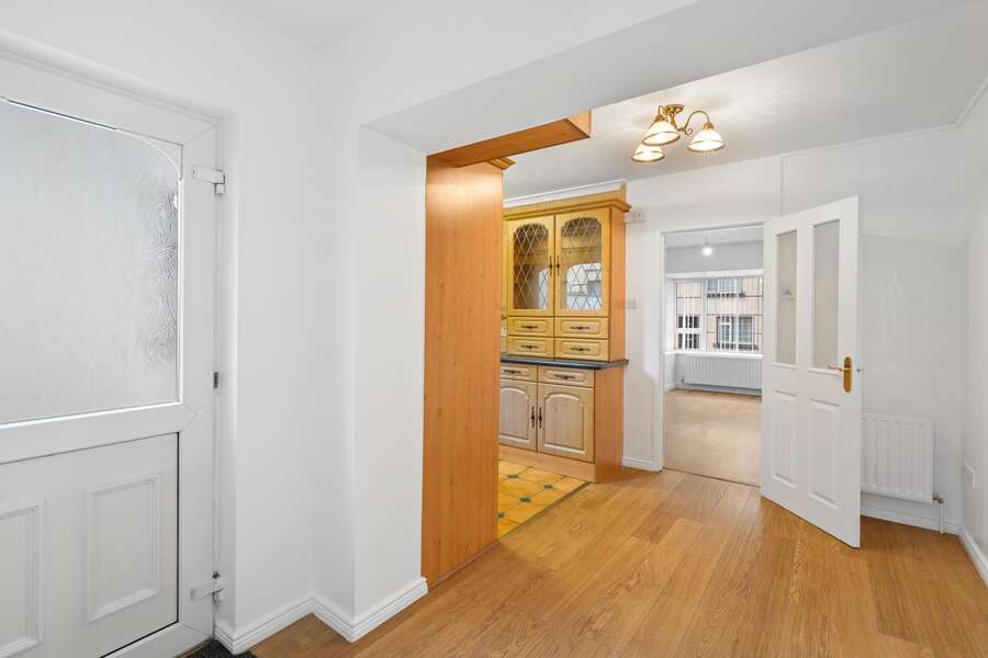 25 Melmount Villas