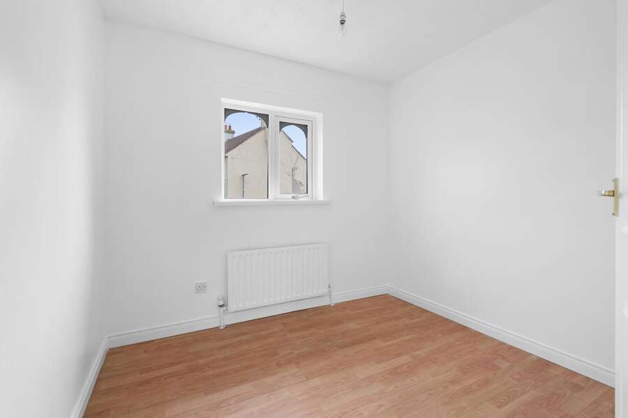 25 Melmount Villas