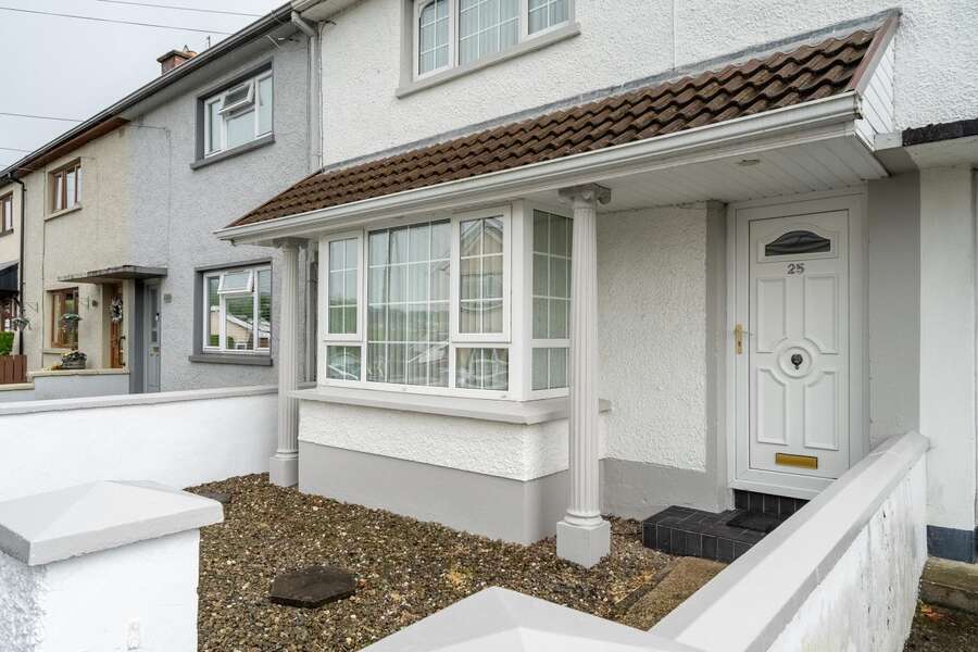 25 Melmount Villas