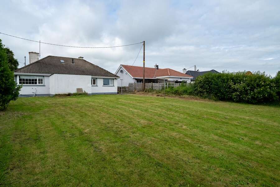 64 Ballycolman Avenue