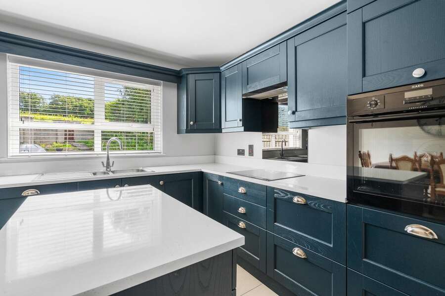 10 Ballee Grove