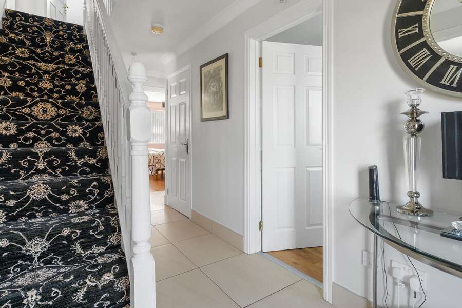 10 Ballee Grove